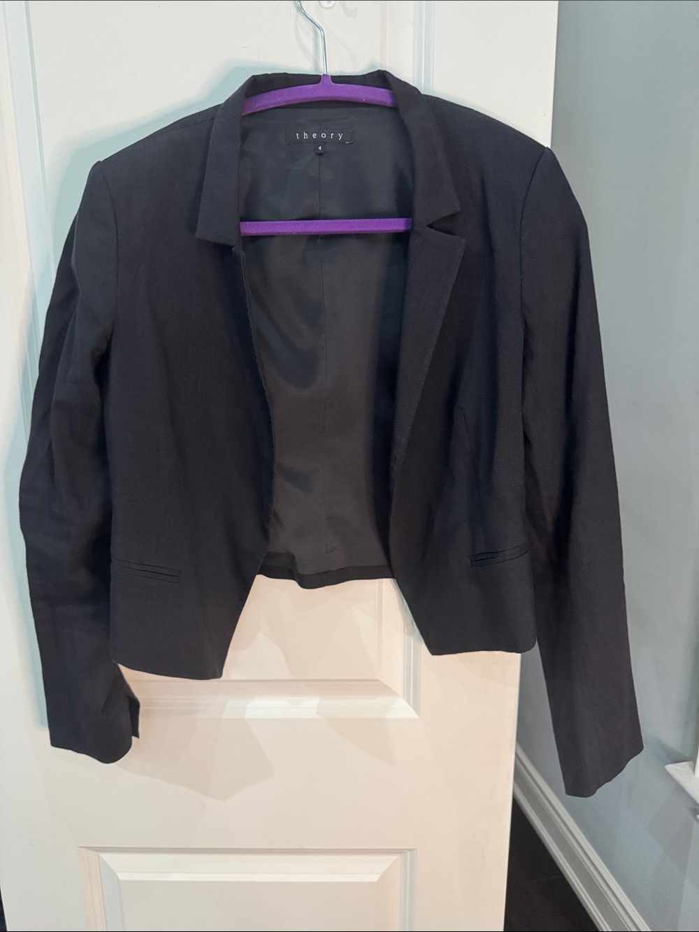 Theory Black Cropped Women's Blazer